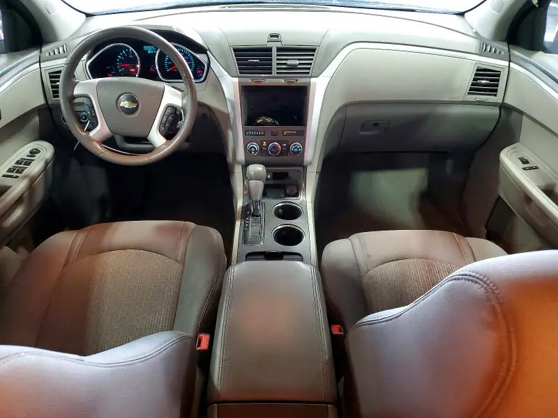 2012 CHEVROLET TRAVERSE LT  