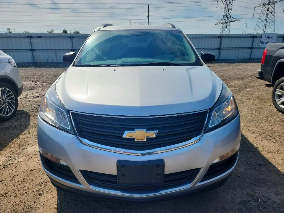 2016 CHEVROLET TRAVERSE LS  