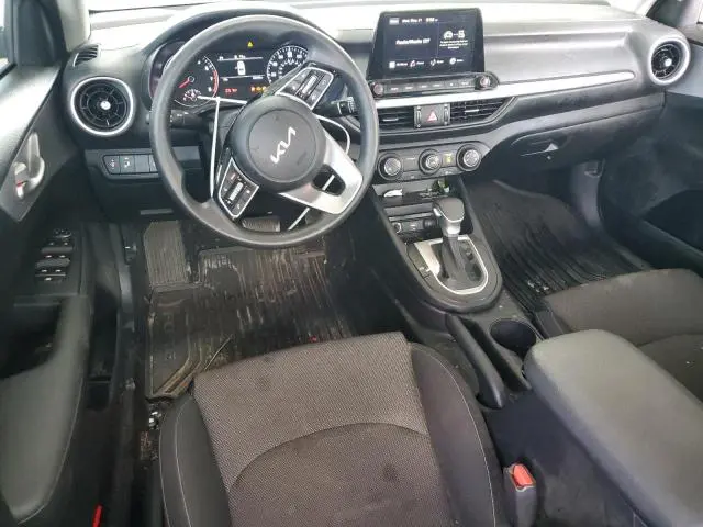 2024 KIA FORTE LX  