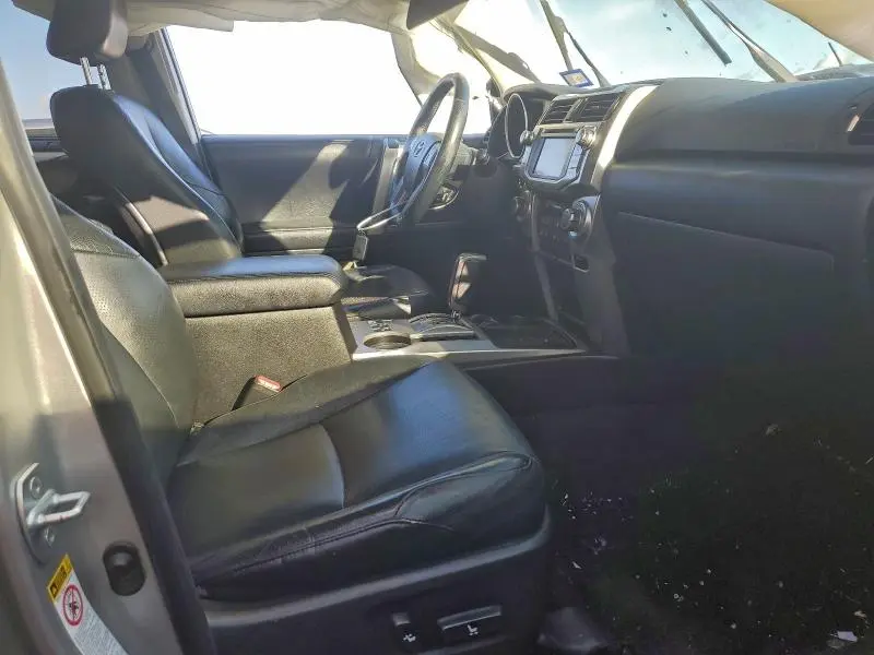 2012 TOYOTA 4RUNNER SR5  