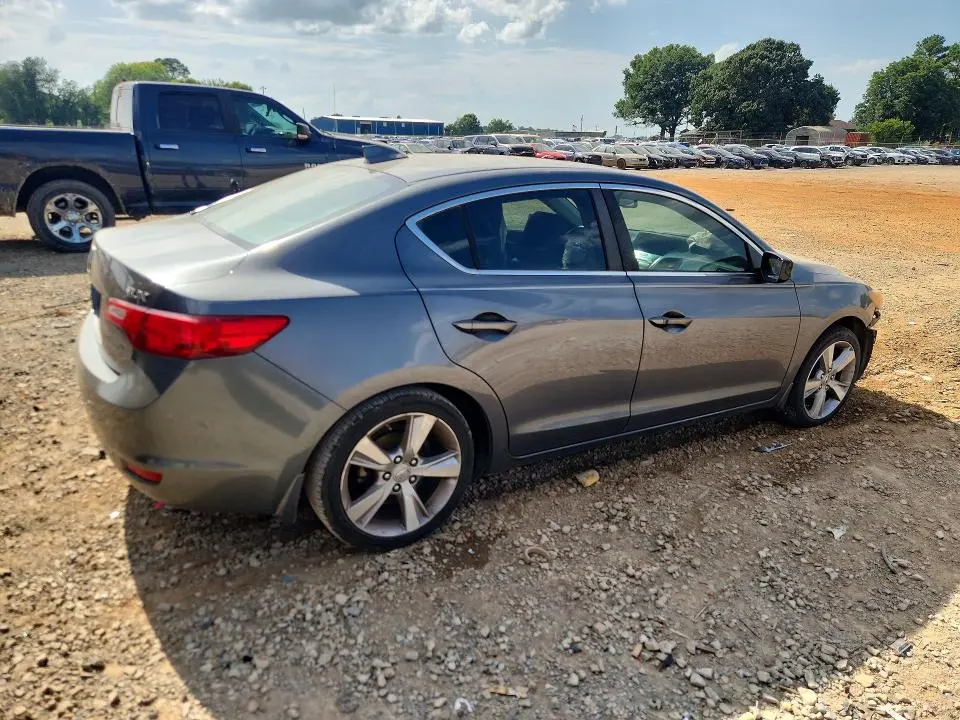 2013 ACURA ILX 20 PREMIUM  