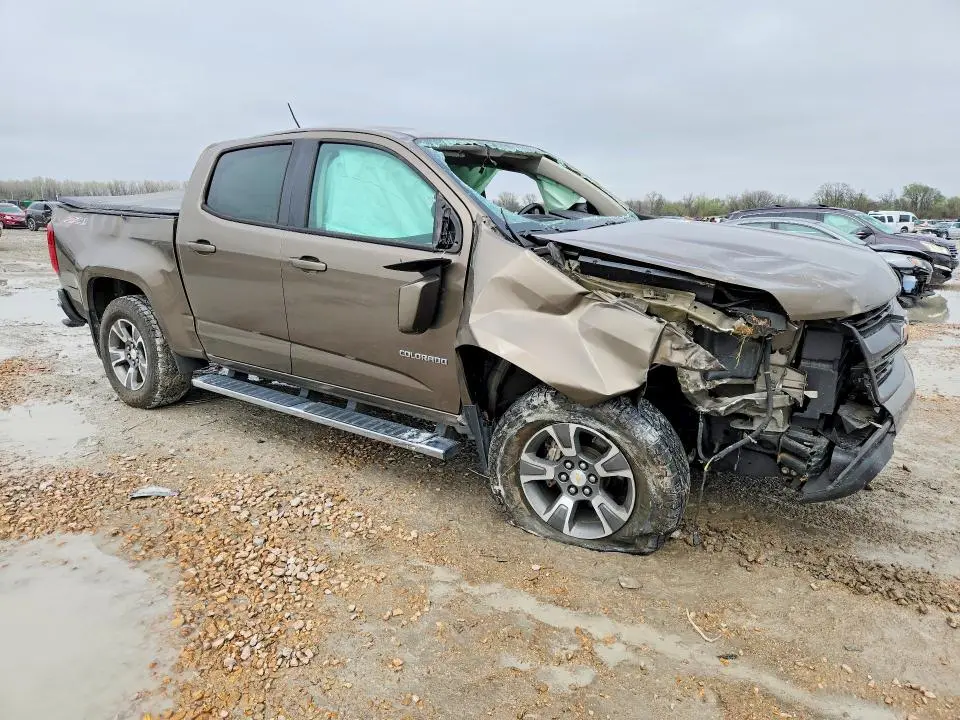 2015 CHEVROLET COLORADO Z71  