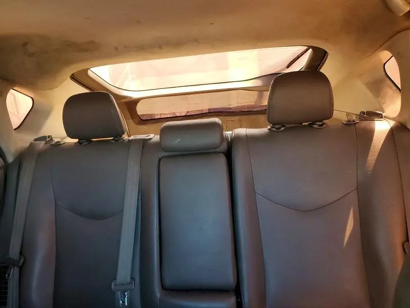 2010 TOYOTA PRIUS IV  