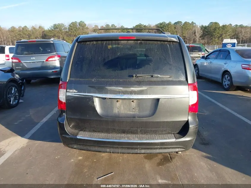 2011 CHRYSLER TOWN & COUNTRY TOURING-L