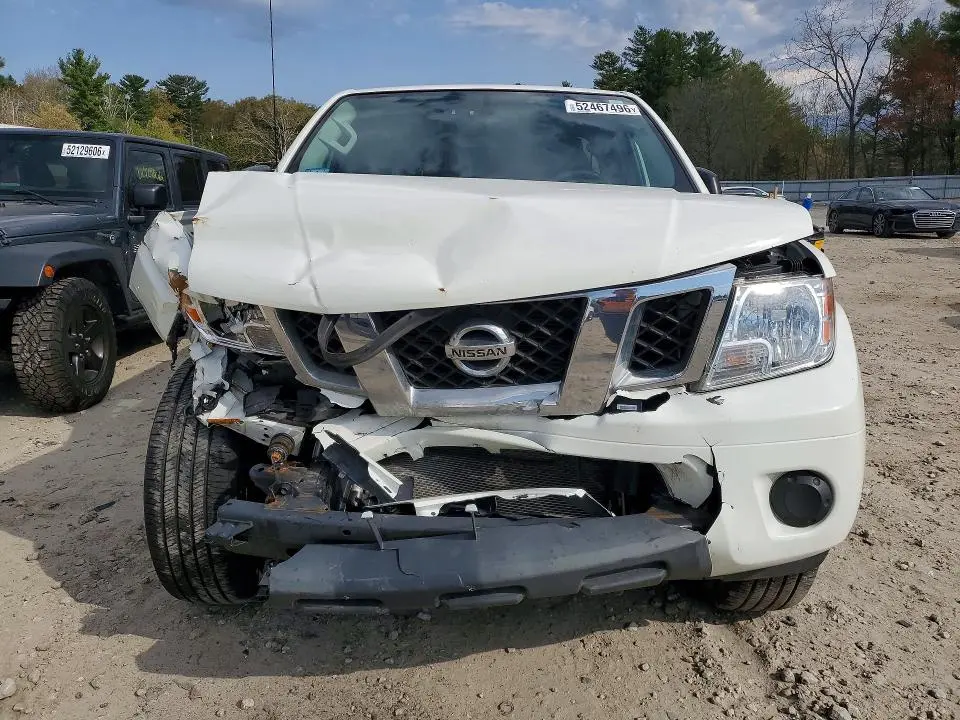 2021 NISSAN FRONTIER SV  