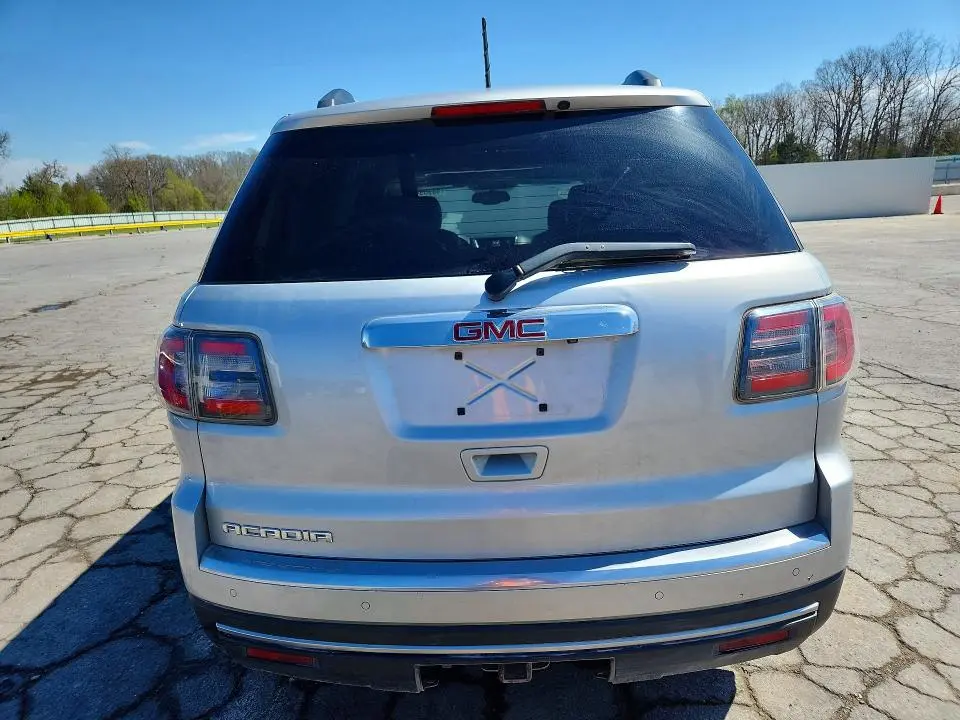 2014 GMC ACADIA SLE  