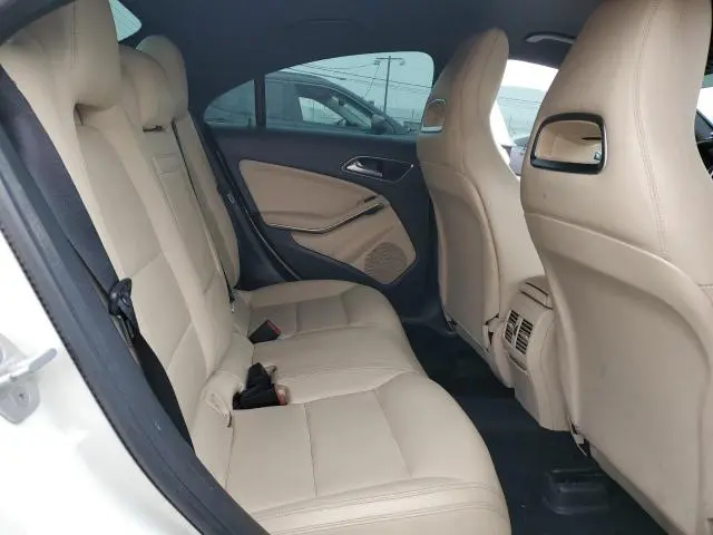 2016 MERCEDES-BENZ CLA 250 4MATIC  