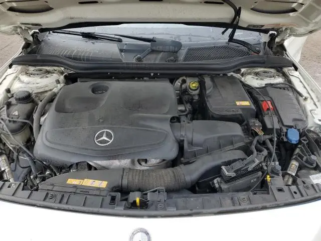 2015 MERCEDES-BENZ GLA 250 4MATIC  