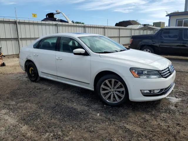 2013 VOLKSWAGEN PASSAT SEL