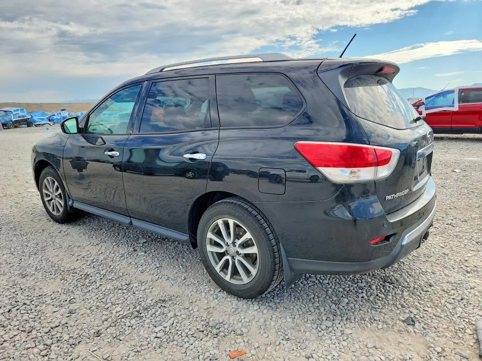 2013 NISSAN PATHFINDER S  