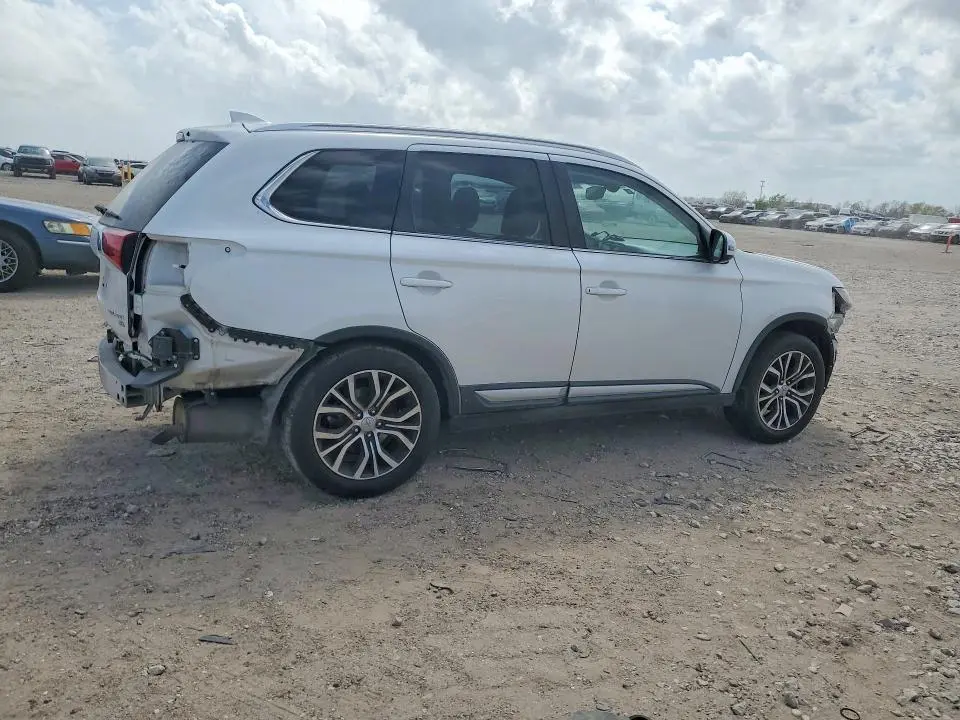 2018 MITSUBISHI OUTLANDER SE  