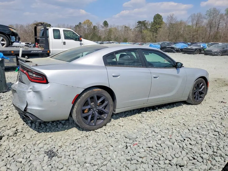 2021 DODGE CHARGER SXT  