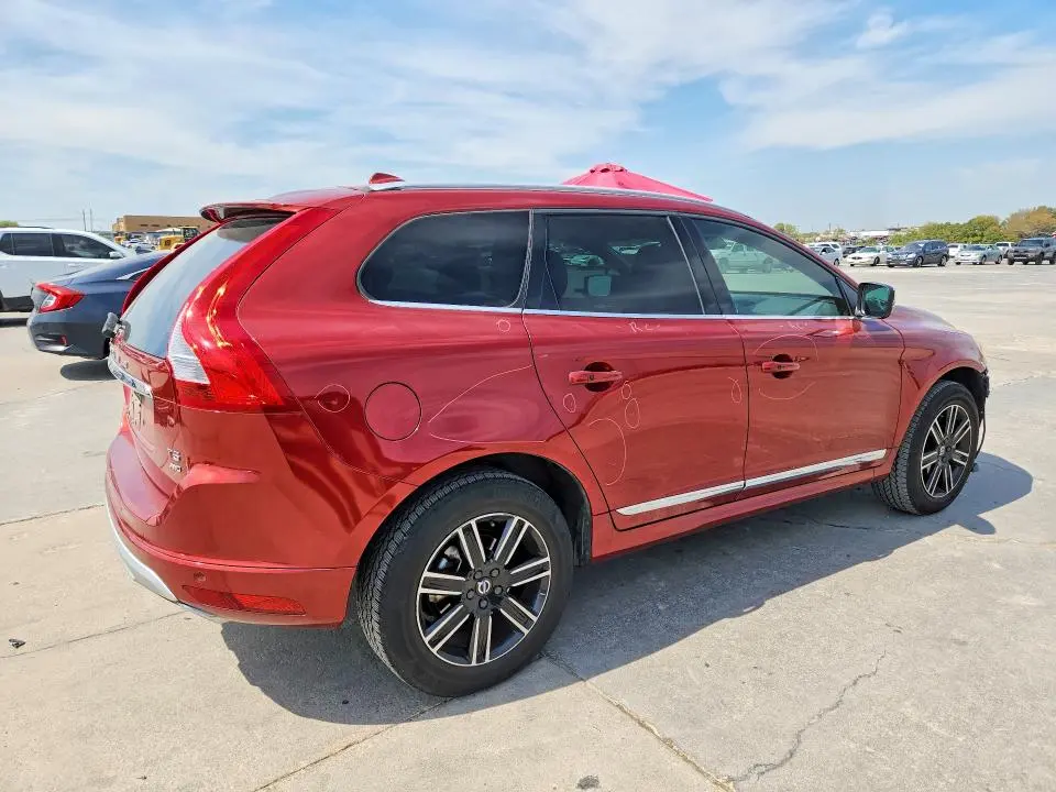 2017 VOLVO XC60 T5 DYNAMIC  