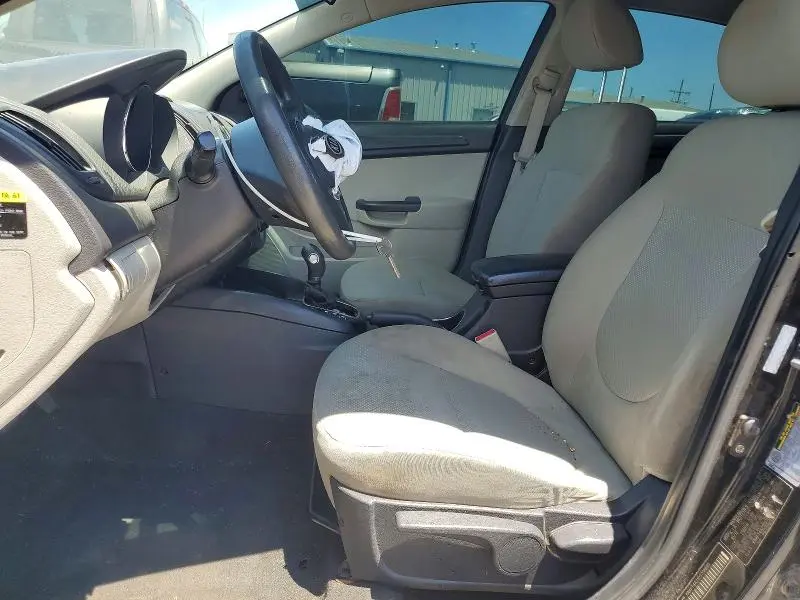 2013 KIA FORTE LX  