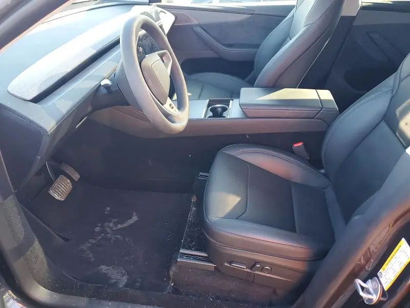 2026 TESLA MODEL Y   