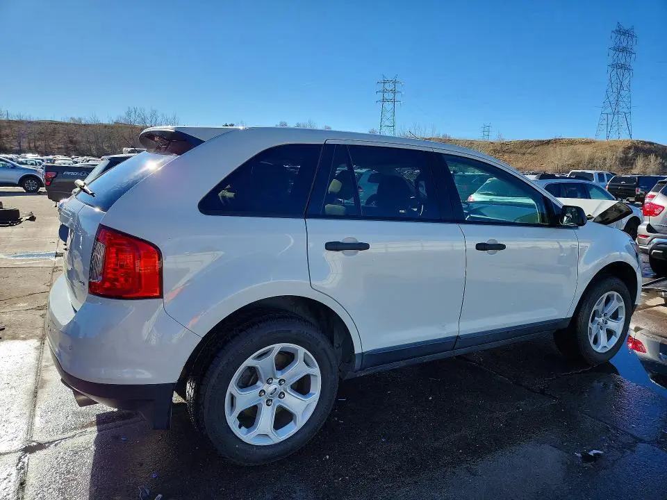 2013 FORD EDGE SE  