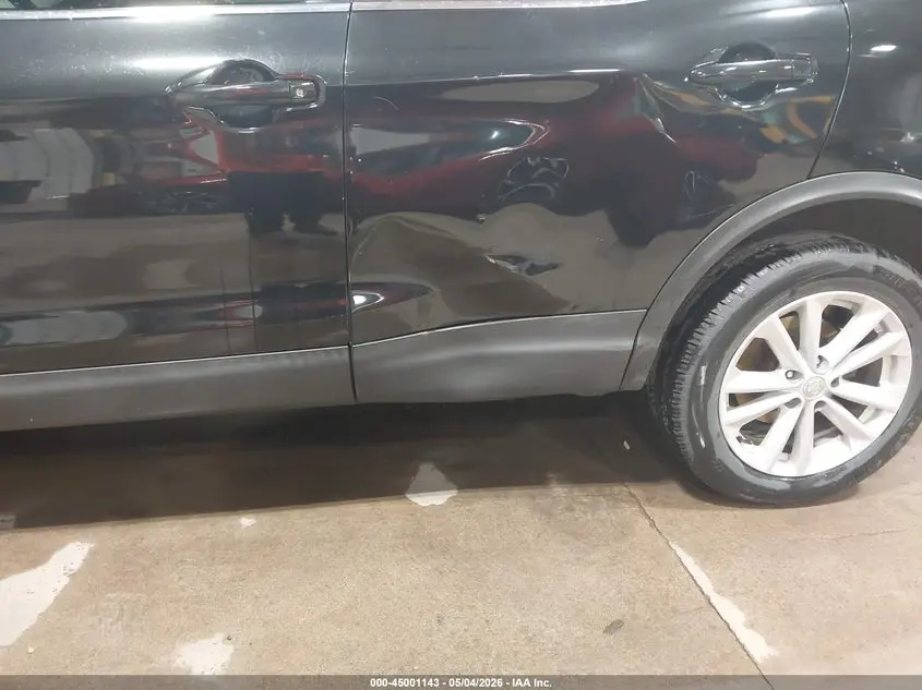 2017 NISSAN ROGUE SPORT S
