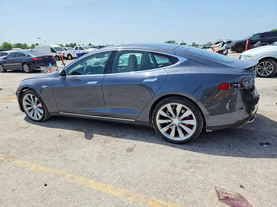 2015 TESLA MODEL S 85D  
