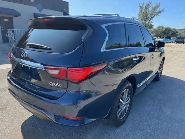 2020 INFINITI QX60 LUXE  