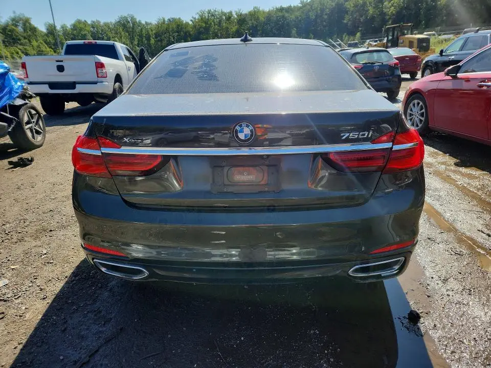 2016 BMW 750 XI  