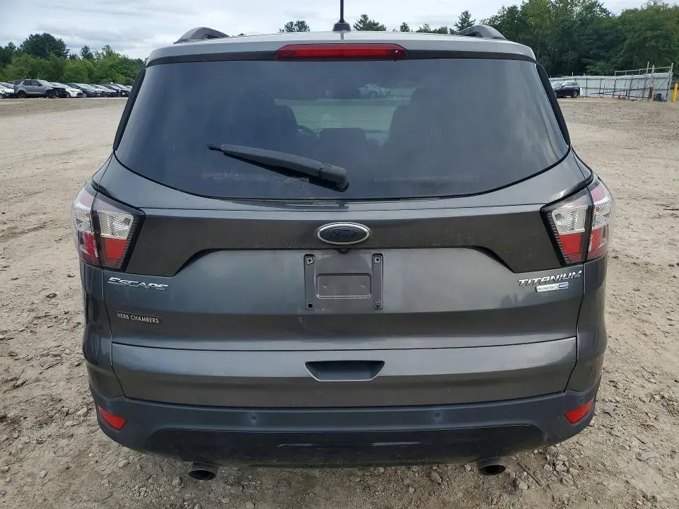 2017 FORD ESCAPE TITANIUM  
