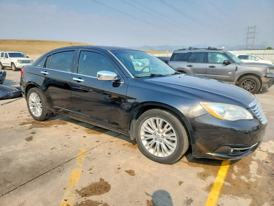 2012 CHRYSLER 200 LIMITED  