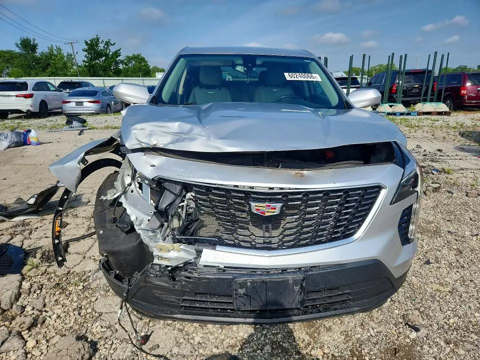 2019 CADILLAC XT4 LUXURY  