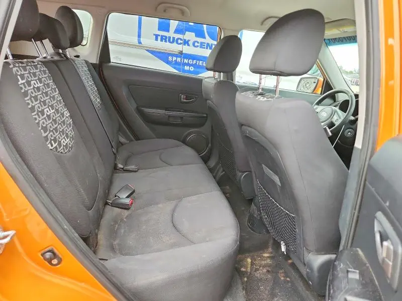 2011 KIA SOUL +  