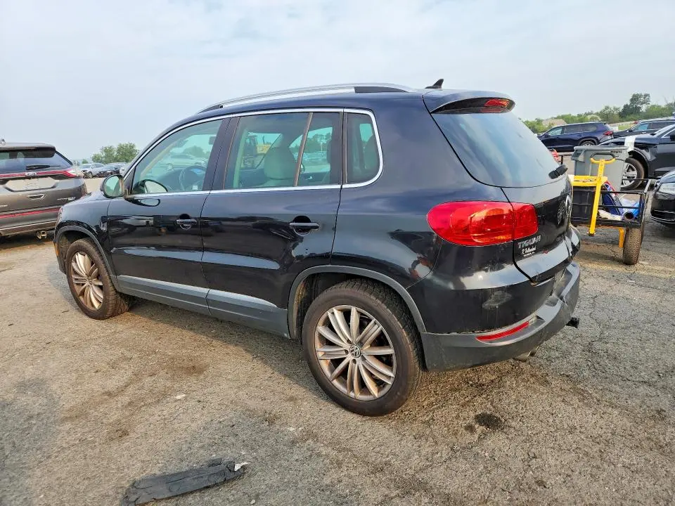 2012 VOLKSWAGEN TIGUAN S  
