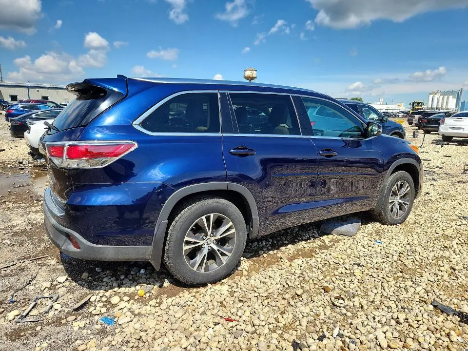 2016 TOYOTA HIGHLANDER XLE  