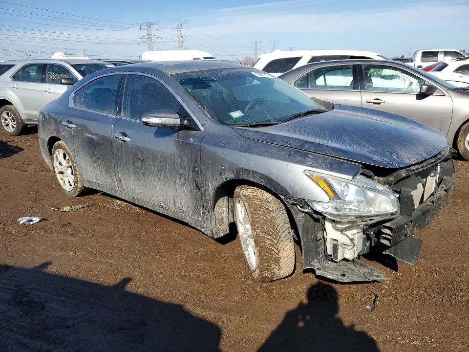 2014 NISSAN MAXIMA S  