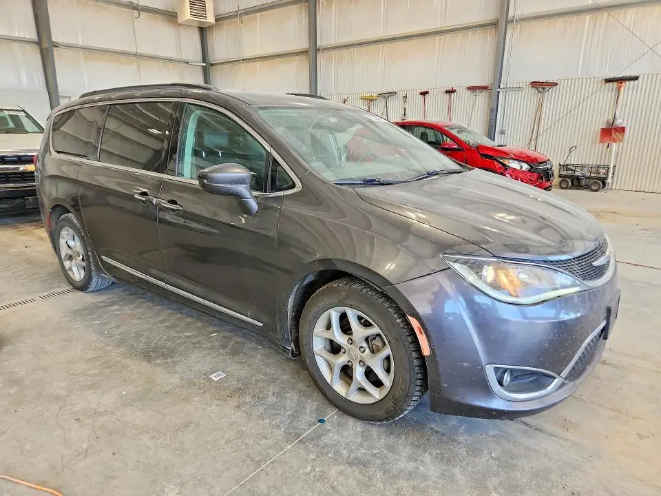 2017 CHRYSLER PACIFICA TOURING L  