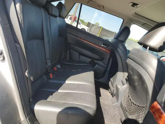 2010 SUBARU OUTBACK 2.5I LIMITED  