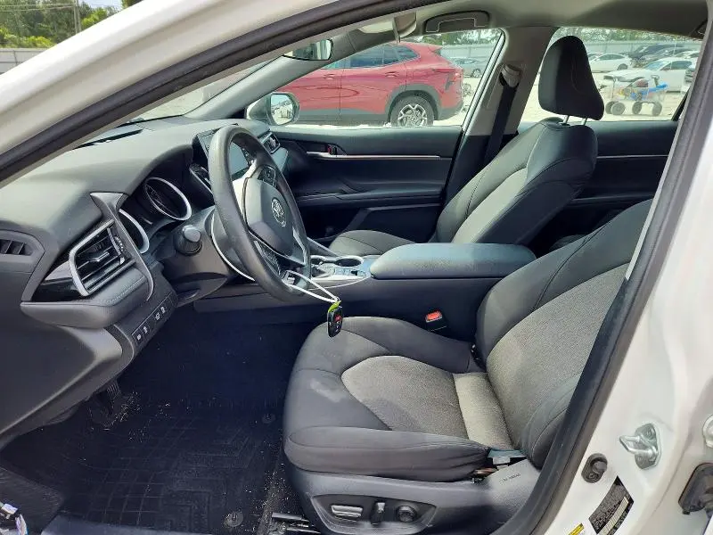 2022 TOYOTA CAMRY LE  