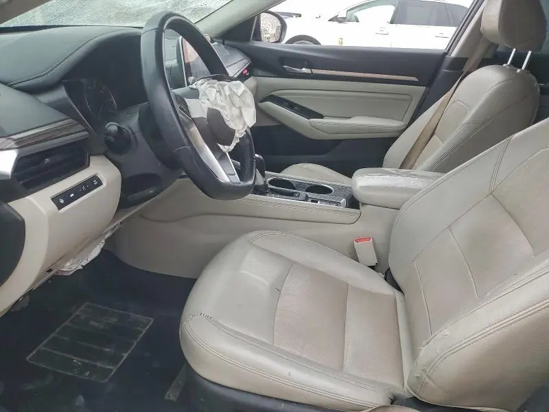 2021 NISSAN ALTIMA SL  