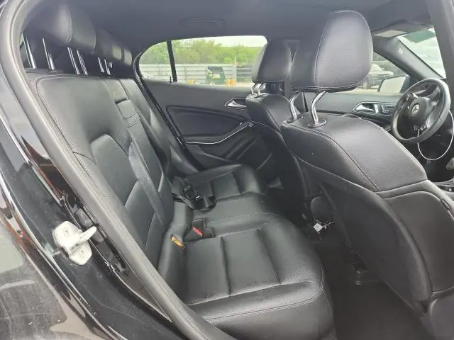 2018 MERCEDES-BENZ GLA 250  