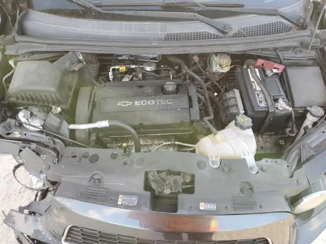 2016 CHEVROLET SONIC LT  