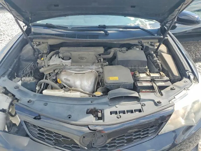2012 TOYOTA CAMRY SE  