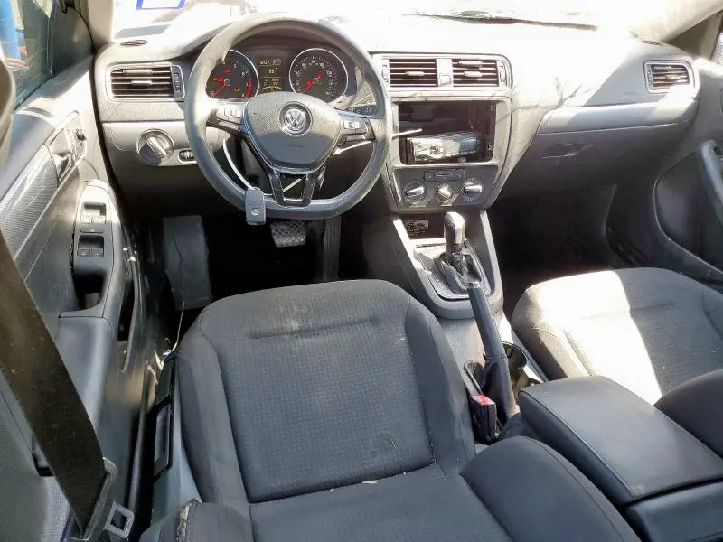2015 VOLKSWAGEN JETTA SE  
