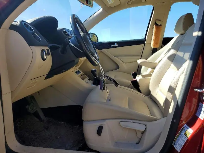 2016 VOLKSWAGEN TIGUAN S  