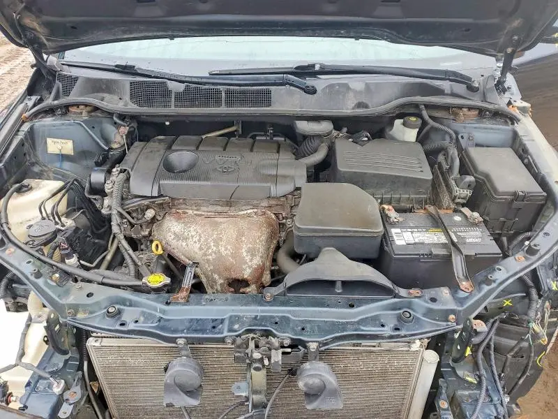 2013 TOYOTA VENZA LE  