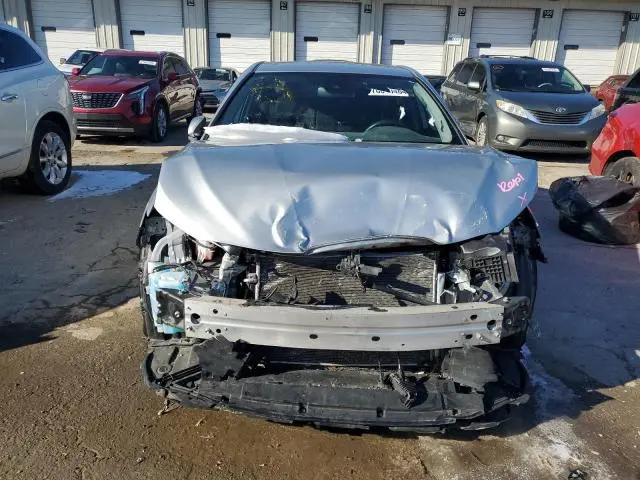 2022 TOYOTA CAMRY XLE  