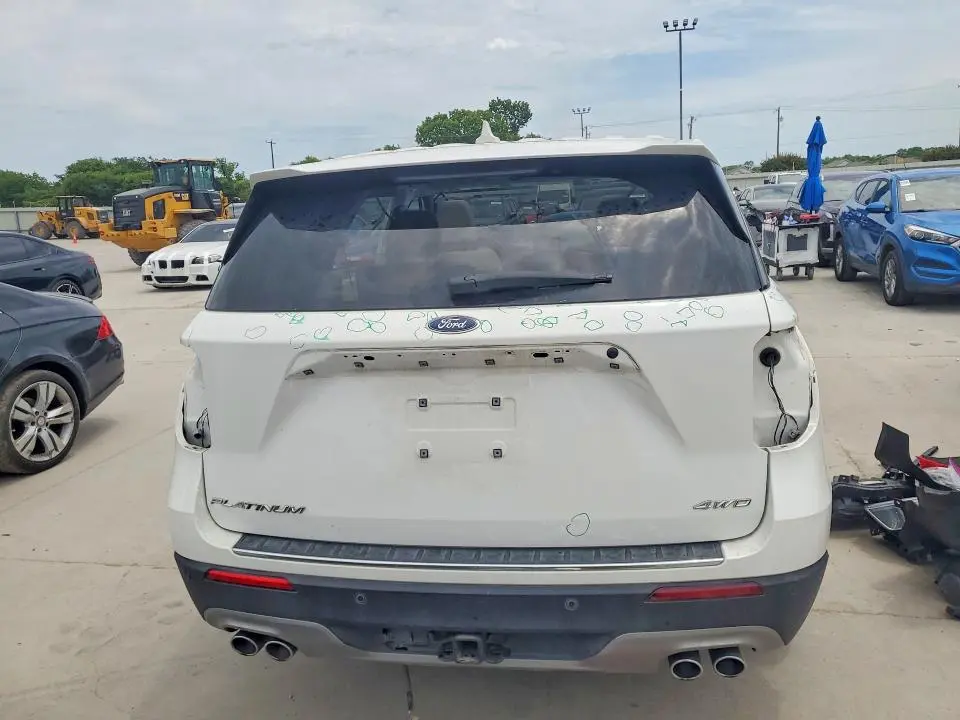 2021 FORD EXPLORER PLATINUM  