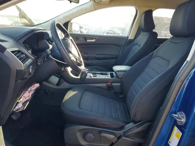 2022 FORD EDGE SE  