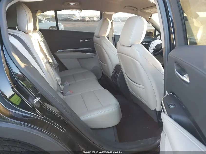 2019 CADILLAC XT4 LUXURY