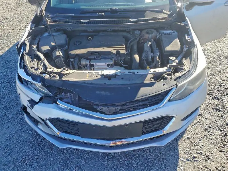 2016 CHEVROLET CRUZE LT  