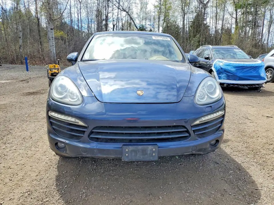2011 PORSCHE CAYENNE   