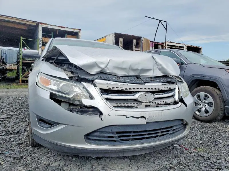 2010 FORD TAURUS SEL  