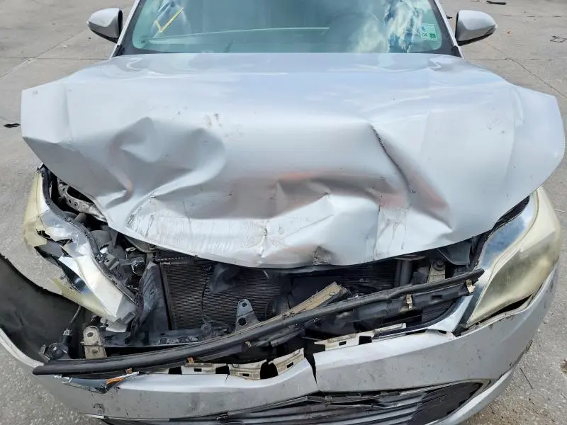 2013 TOYOTA AVALON XLE  