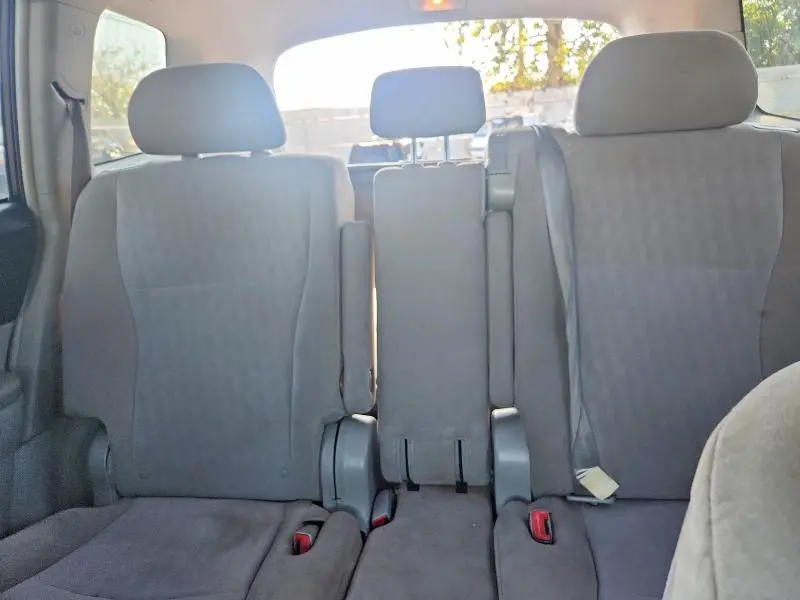 2010 TOYOTA HIGHLANDER SPORT  
